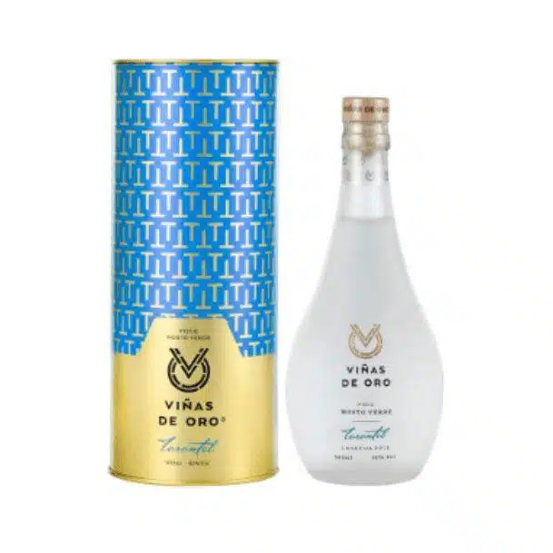 PISCO VIÑAS DE ORO MOSTO VERDE TORONTEL Botella de 500Ml