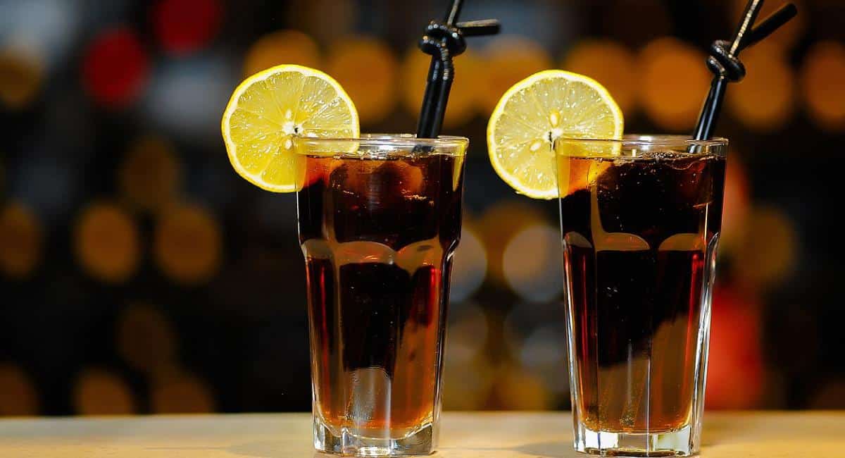 Receta de Cuba Libre y Como Preparar Cuba Libre por Licoreria247.pe